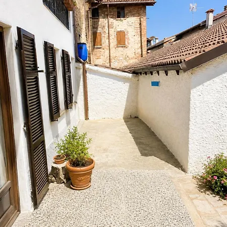 Relaxing Retreat Near Acqui Terme & Monferrato Bergamasco